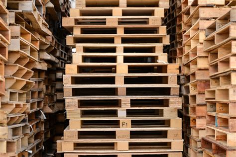 The dimensions of regular pallets are 48x40. . Free pallets lowes